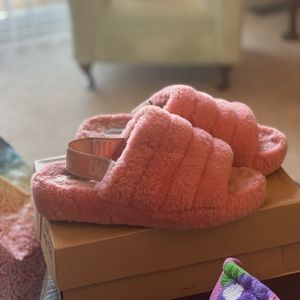 Pink Ugg Slippers / Slides
